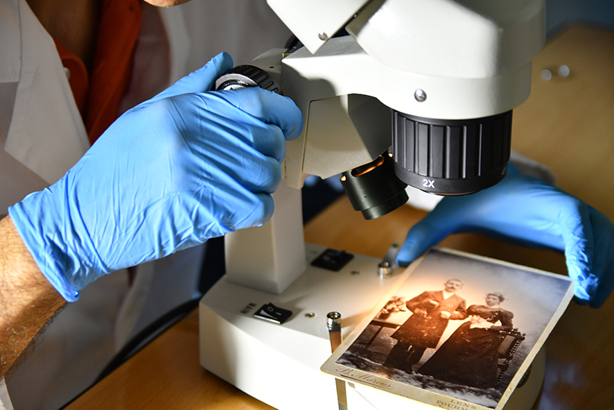 Servicio integral de conservación y digitalización del patrimonio fotográfico