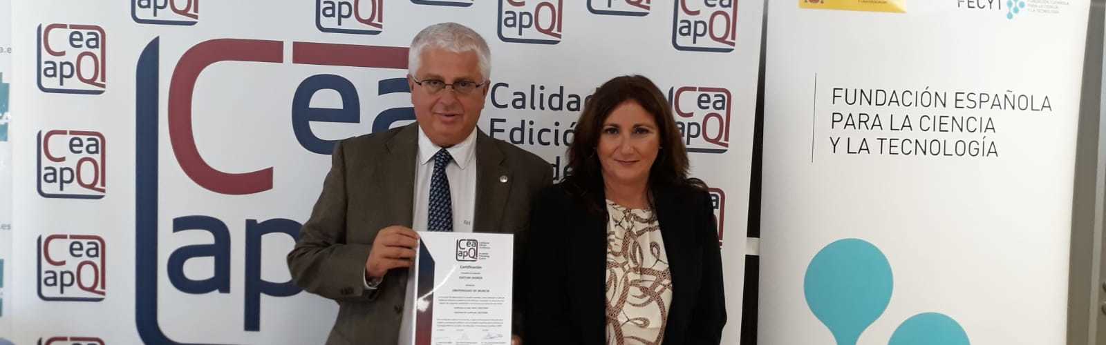 ANECA y la Unión de Editoriales Universitarias entregan a la Universidad de Murcia el sello de calidad CEA-APQ por la gestión editorial de la colección Editum-Signos