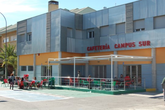 Cafetería Campus Sur, próxima a la Facultad de Educación. Universidad de Murcia. 