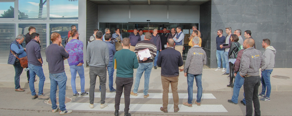 Visita técnica de las empresas licitadoras a la instalación fotovoltaica (fase 1) de la Universidad de Murcia.