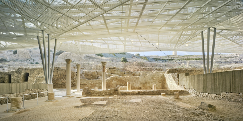 Nueva cubierta para los restos arqueológicos del foro romano de Cartagena.